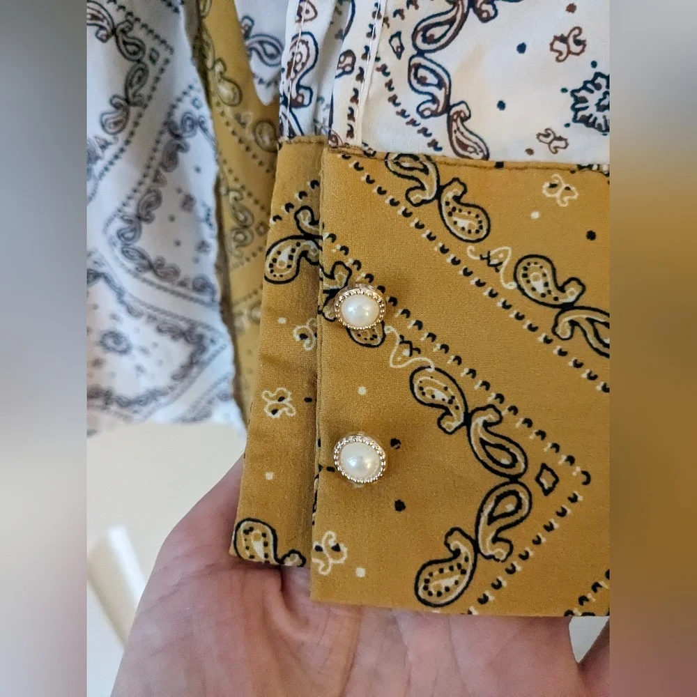 Women's Suzanne Betro Weekend mixed print faux wrap top Size M - Picture 4 of 8